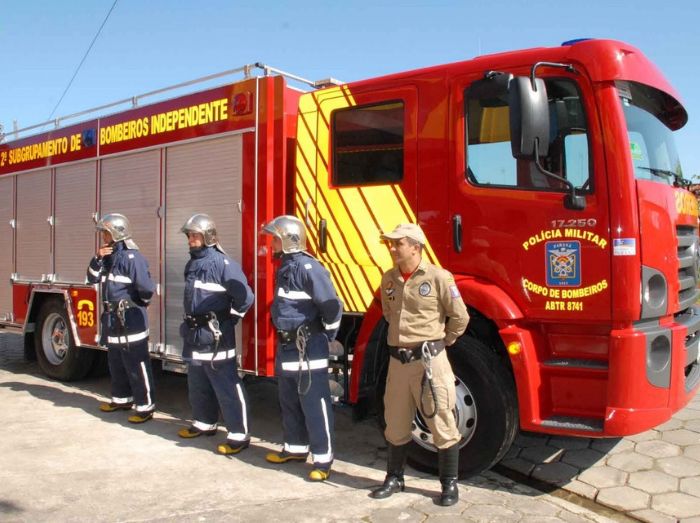 Corpo de Bombeiros do Rio deve receber ainda este ano concurso para preencher 144 vagas de soldado