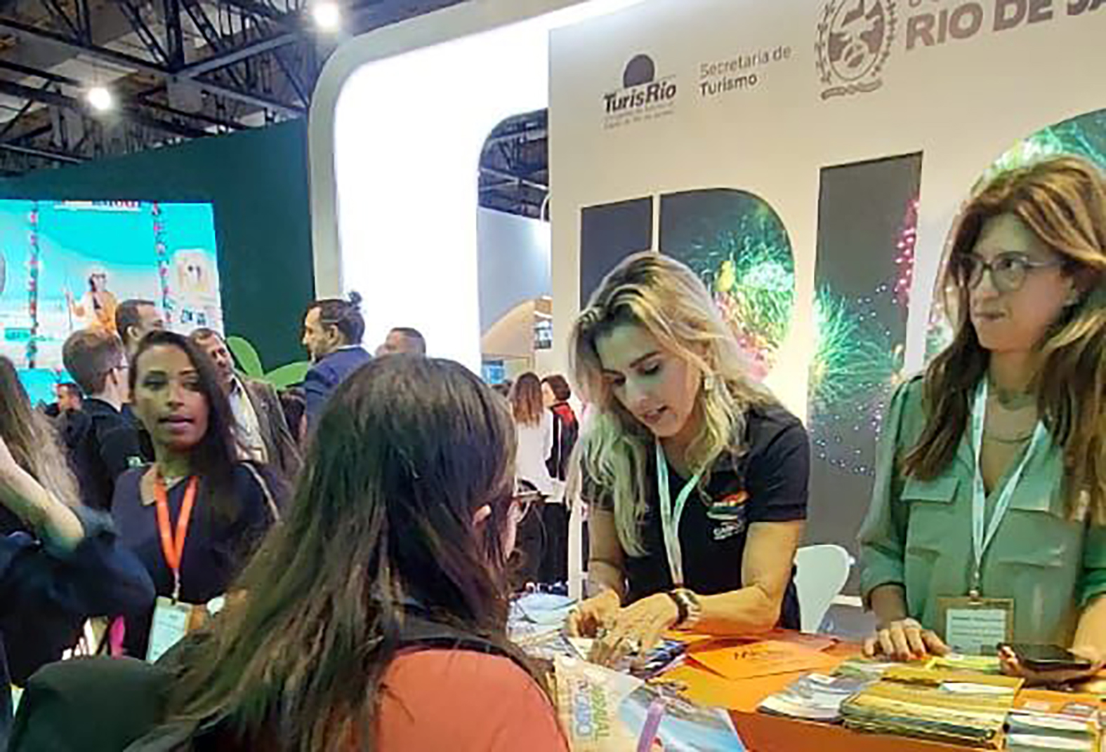 Cabo Frio retorna com força ao cenário turístico na WTM Latin America