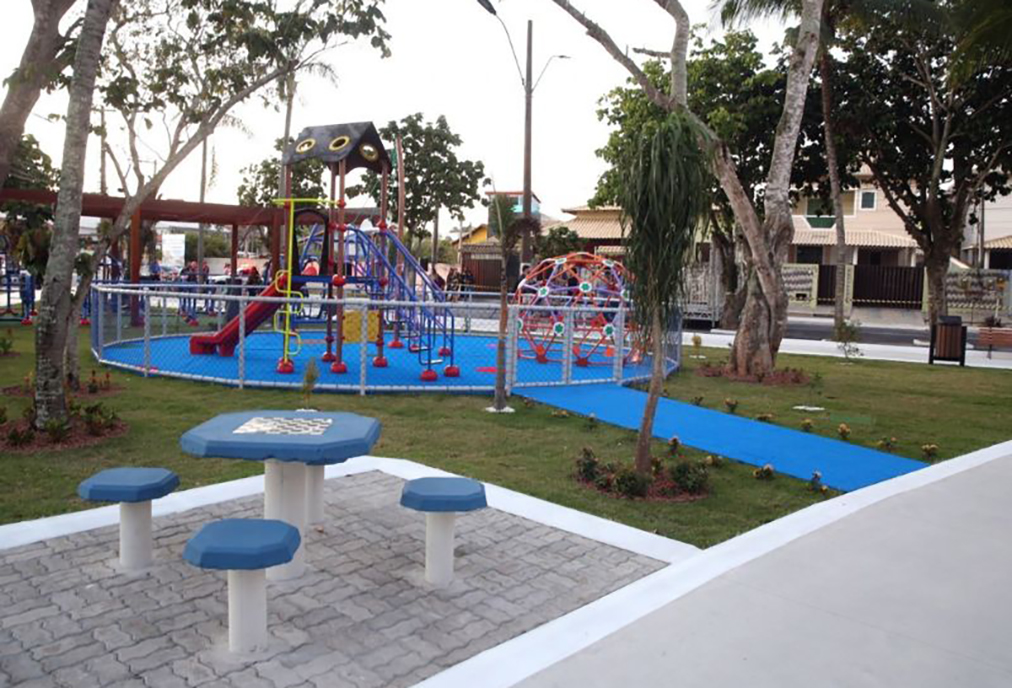 Bairro Praça da Bandeira, em Araruama, ganha nova praça totalmente reformada