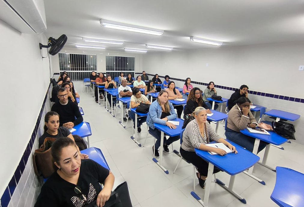 Prefeitura de Arraial inicia aulas do programa gratuito para candidatos do concurso público