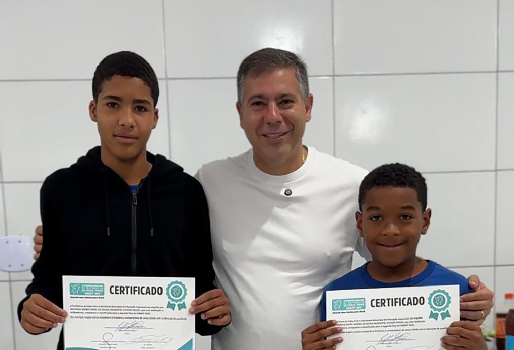 Educação de Cabo Frio comemora destaque de estudantes na Olimpíada de Matemática