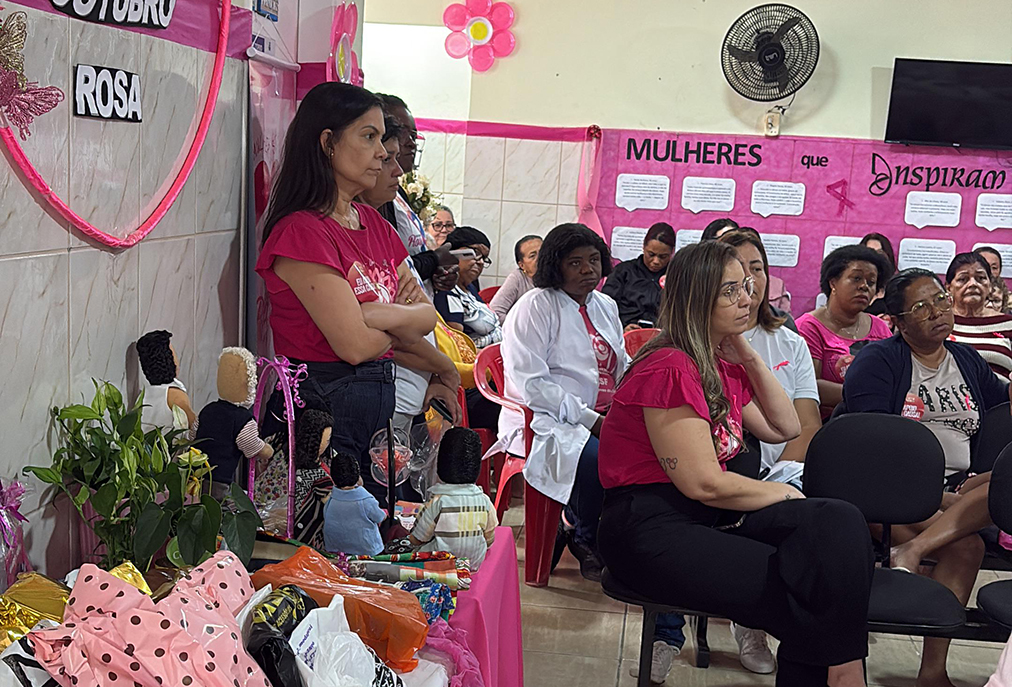 Mulheres participam de atividade especial em unidade de Cabo Frio sobre prevenção e saúde feminina