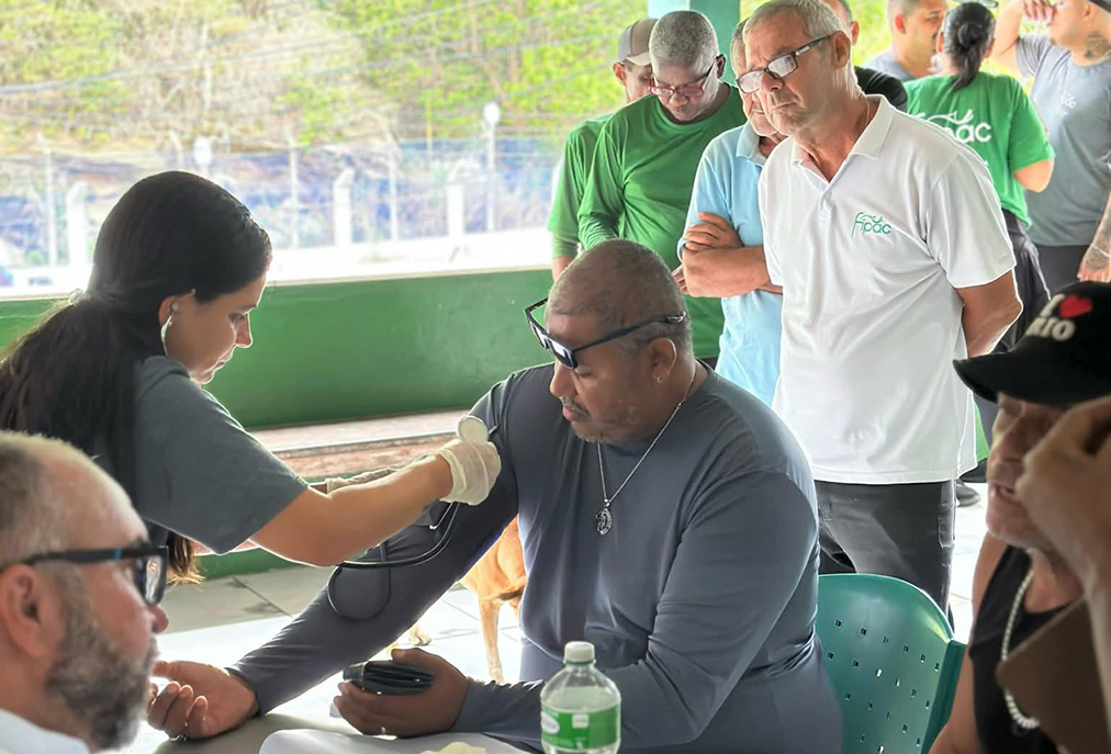 Arraial do Cabo realiza atendimento especial de saúde para pescadores no Novembro Azul