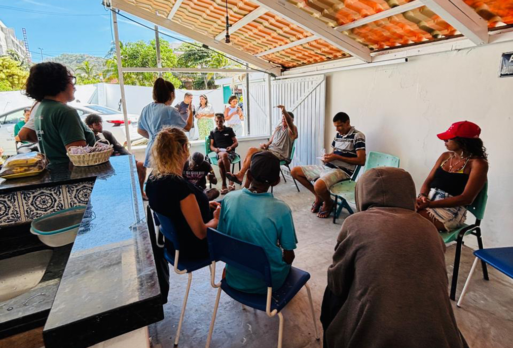 Creas de Arraial do Cabo realiza ação integrada voltada à saúde mental e cidadania