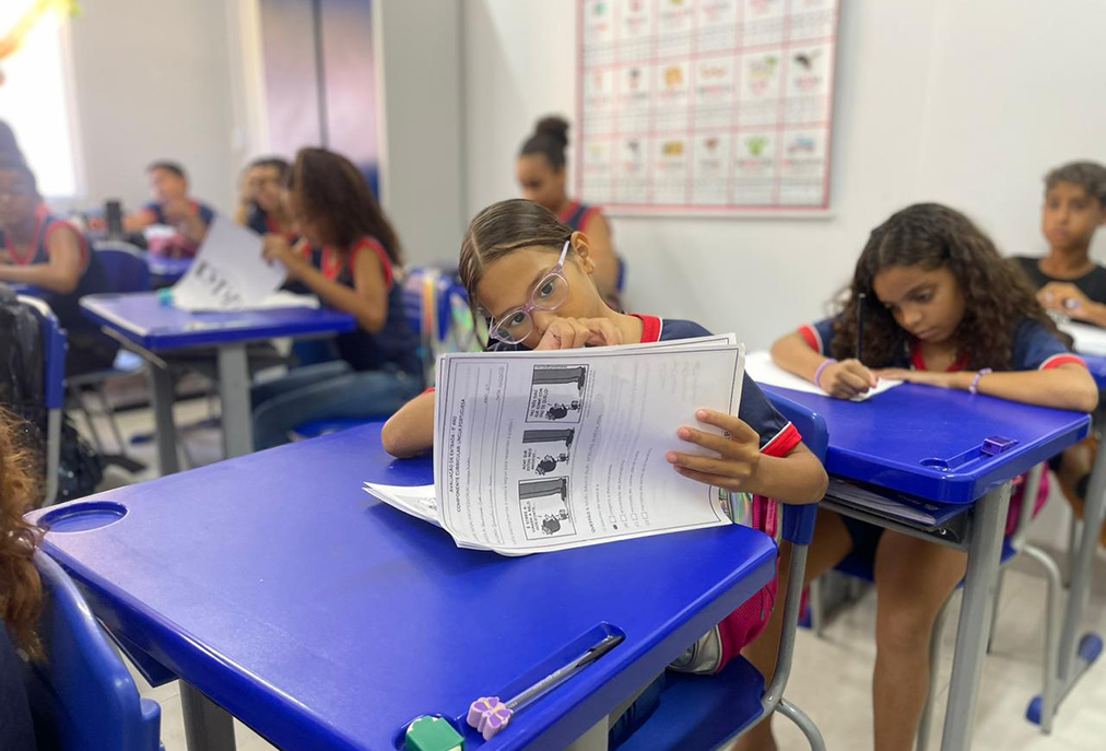 Rede de ensino de Arraial do Cabo se prepara com obras, tecnologia e capacitação