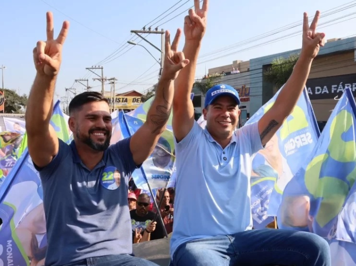 Dr. Serginho e Miguel Alencar fazem caminhada em Tamoios