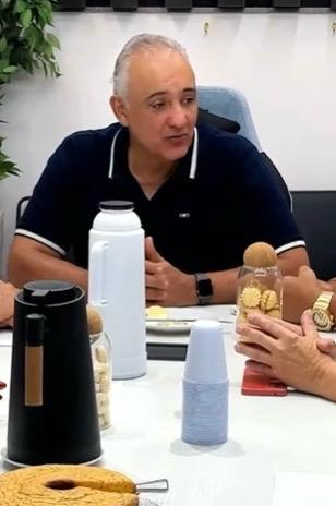 Carlos Augusto quer ampliar segurança em Rio das Ostras e faz reunião com bombeiros