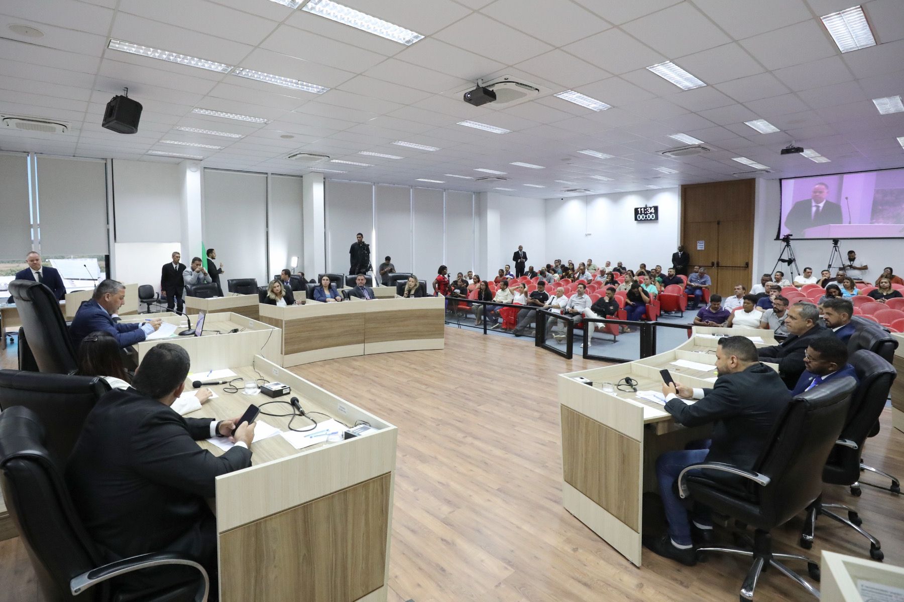 Câmara de Macaé aprova propostas para transporte e infraestrutura urbana