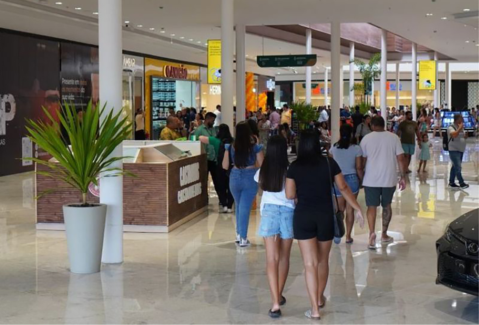 Shopping Plaza Rio das Ostras funciona em horário especial aniversário da cidade