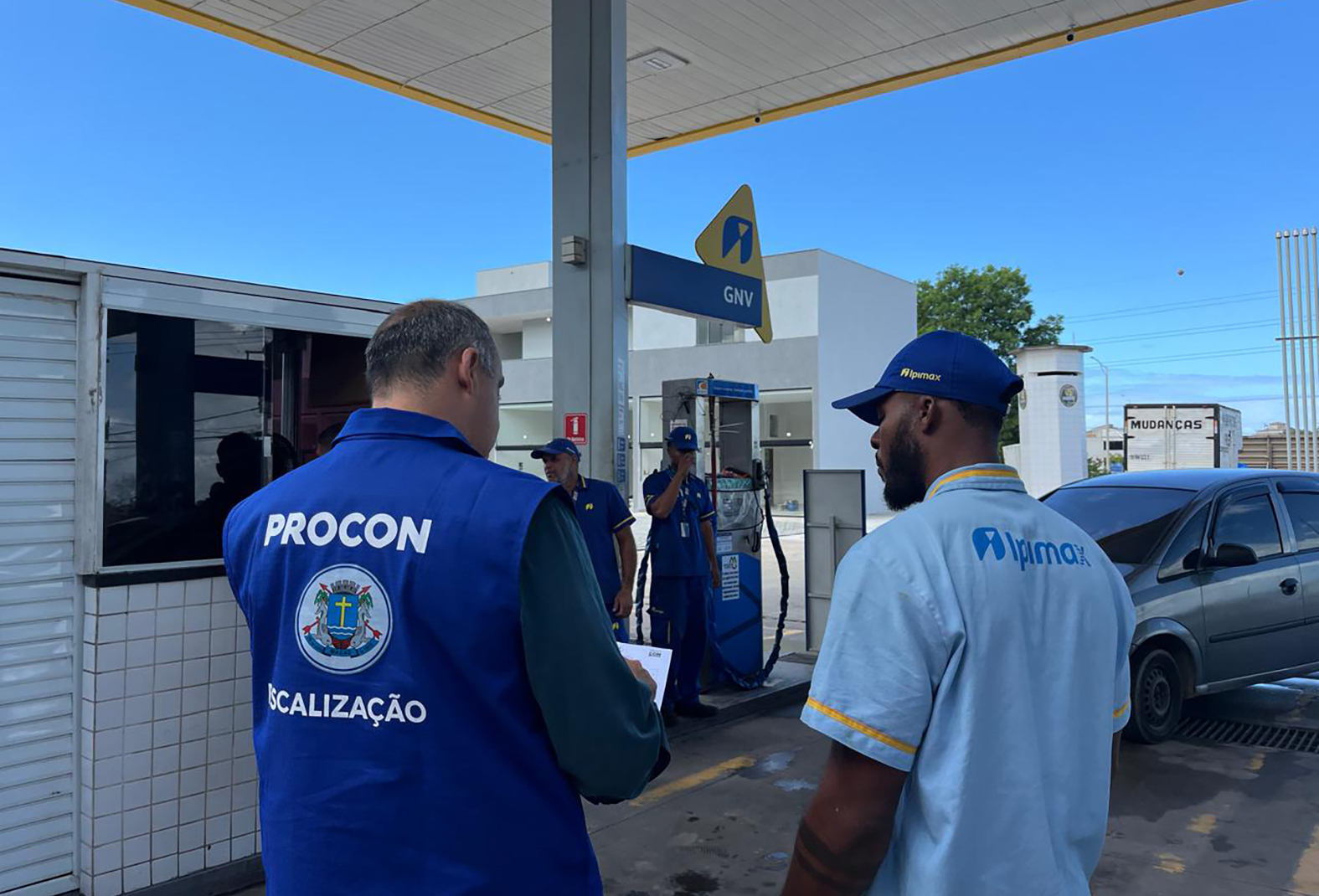 Procon realiza fiscalização em postos de GNV em Macaé