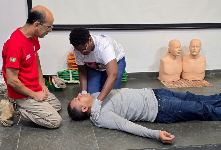 Treinamento em primeiros socorros é oferecido aos servidores do HPM em Macaé