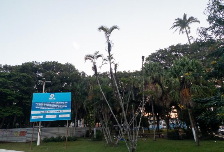 Obras na Praça Veríssimo de Mello seguem em ritmo acelerado em Macaé