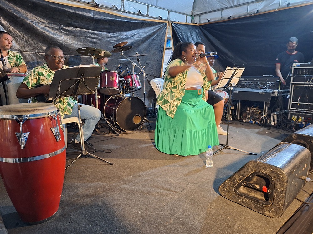 Projeto “Choro na Rua” levou música e alegria ao centro de Macaé