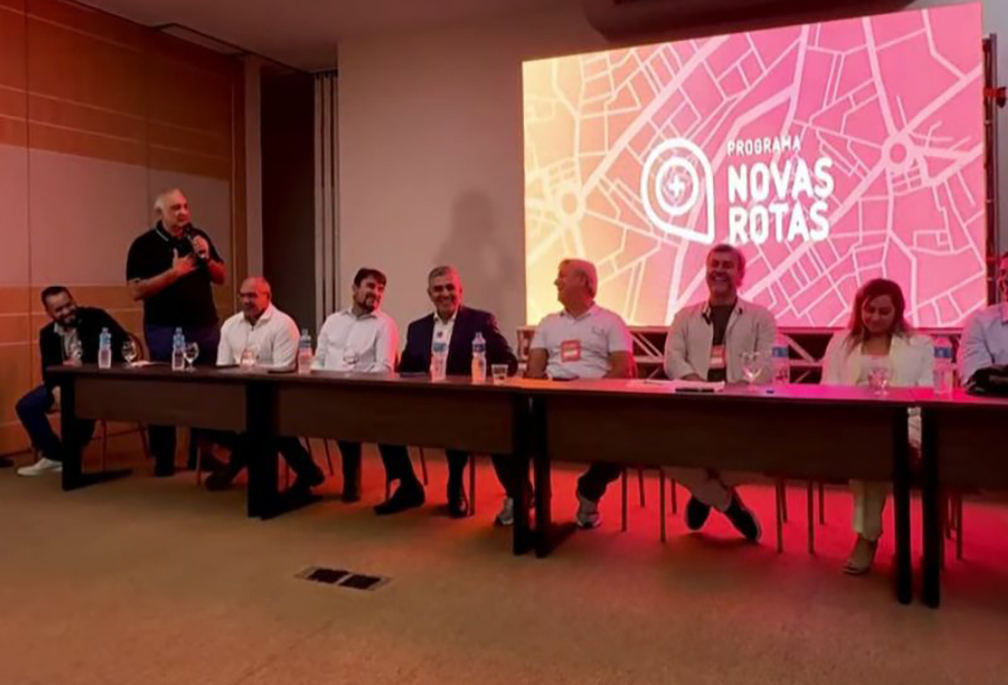 Prefeito de Rio das Ostras coloca o turismo como nova fonte da economia regional em evento da Embratur em Búzios
