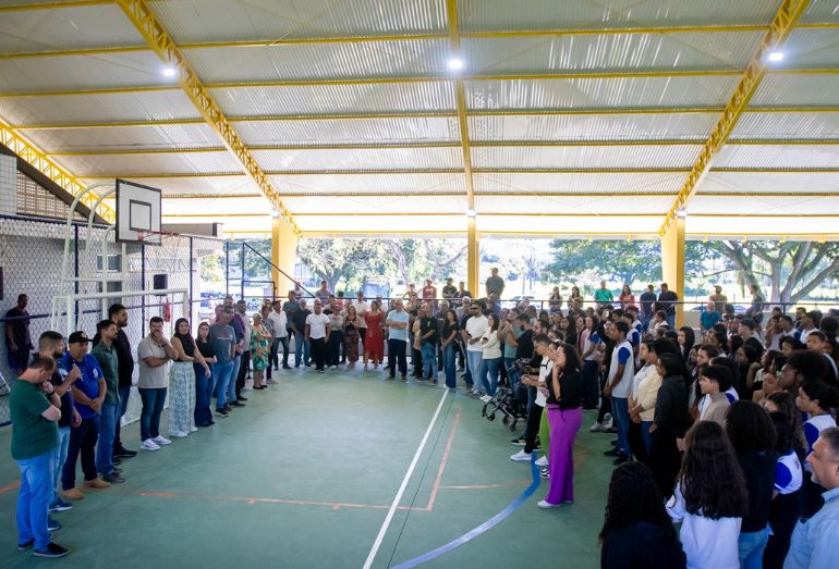 Prefeitura de Macaé inaugurou quadra esportiva em Córrego do Ouro
