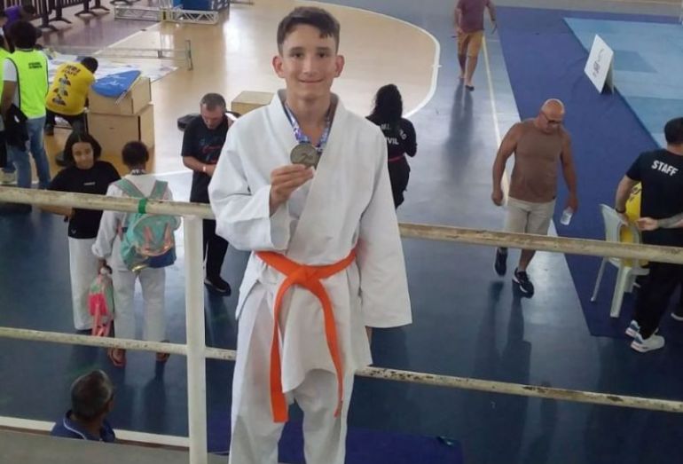 Rio das Ostras garante 2 atletas do judô na etapa decisiva dos Jogos Escolares do Rio