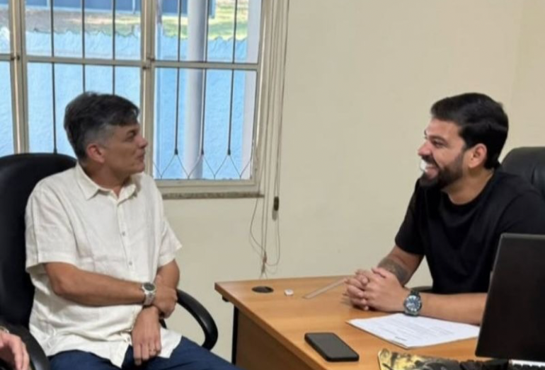 Deputado federal Dimas Gadelha participa de reuniões institucionais em Silva Jardim