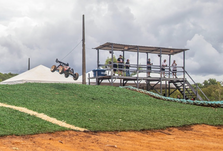 Macaé sedia torneios e jogos em programação esportiva intensa durante fim de semana