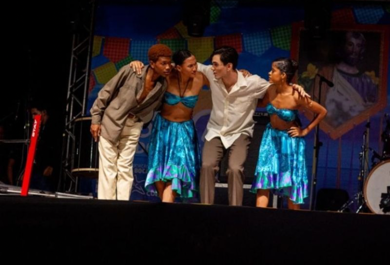 Cia de Dança de alunos da Onda organiza mostra no Teatro de Rio das Ostras