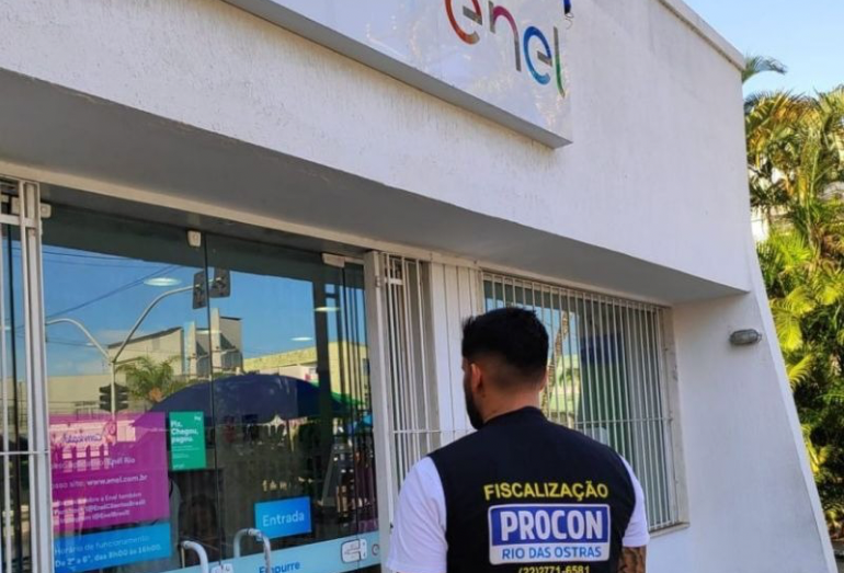 Denúncias de cobrança dupla da Enel são apuradas pelo Procon em Rio das Ostras