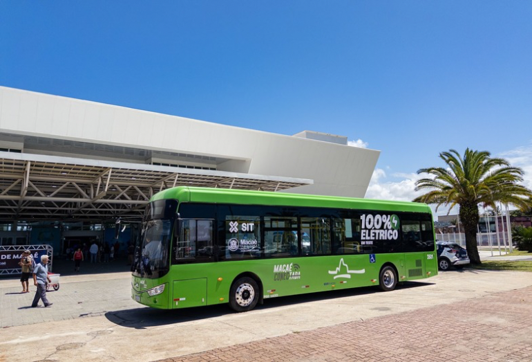 Macaé avança na mobilidade limpa com testes de ônibus totalmente elétricos