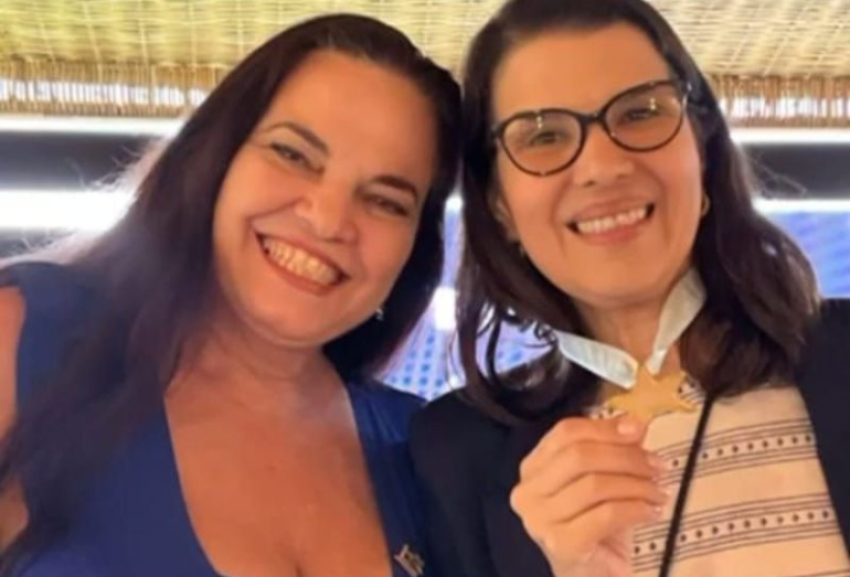 Secretária estadual é homenageada por comenda da Fundação Rio das Ostras de Cultura