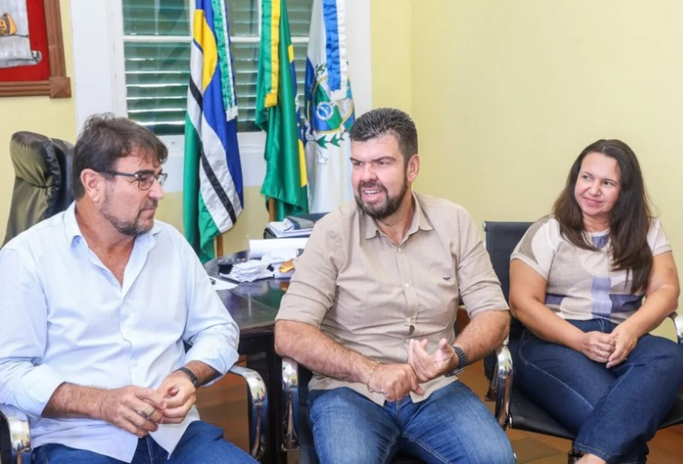 Quissamã e Macaé reforçam diálogo por desenvolvimento regional