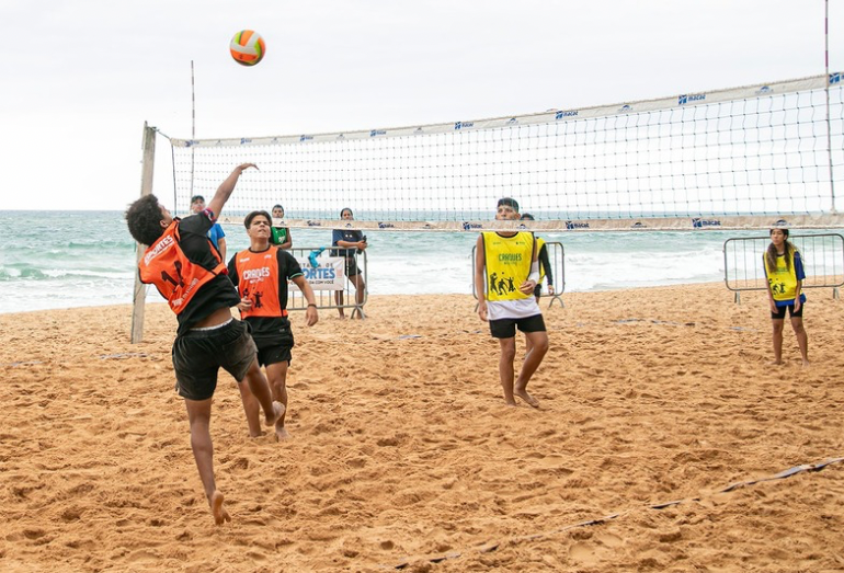 Vôlei de praia é destaque na programação do Esporte Verão Macaé 2026