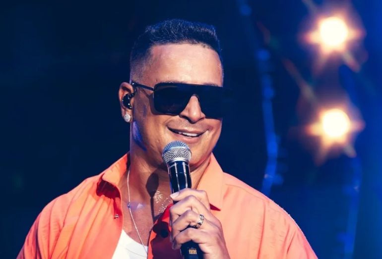 Xanddy é internado em Salvador com infecção e cancela show no Rio de Janeiro