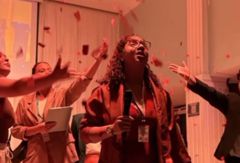 Espetáculo da Assembleia de Deus de Rio das Ostras estreia no Teatro Municipal