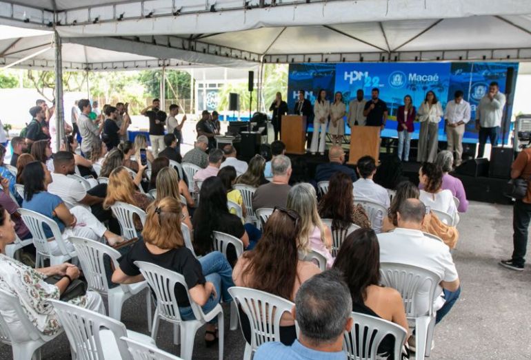 Prefeito de Macaé apresenta projeto de ampliação do HPM durante aniversário da unidade