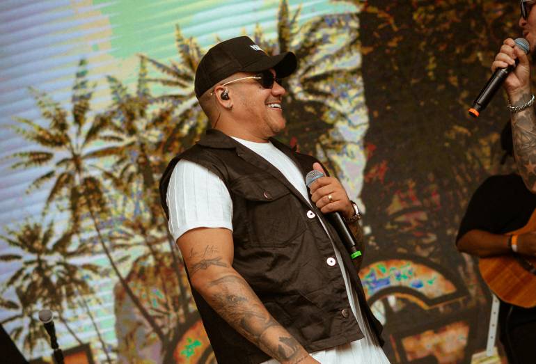 Vitinho retoma agenda e volta aos palcos após cirurgia