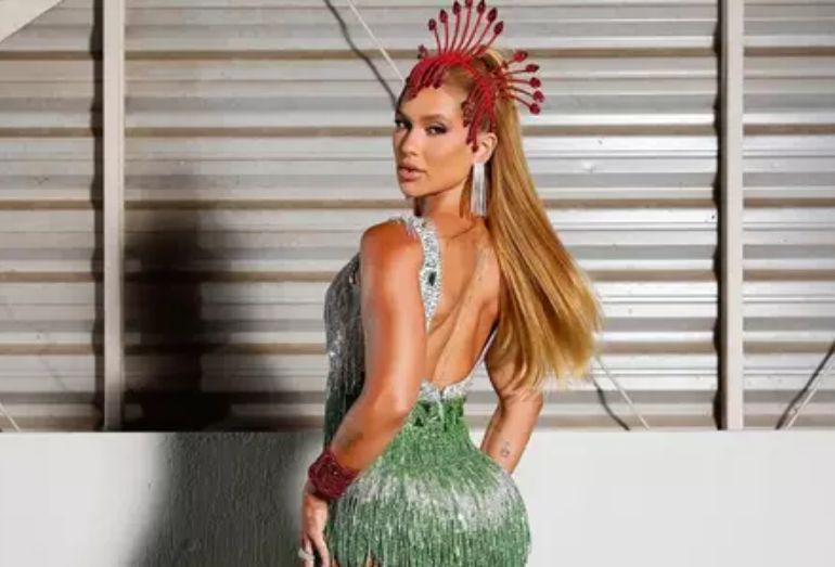 Virginia investe R$ 140 mil em tratamentos estéticos para ter o ‘bumbum mais bonito da Sapucaí’