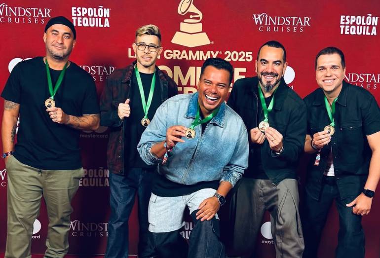 Sorriso Maroto vence Grammy Latino de Melhor Álbum de Samba/Pagode com homenagem ao Fundo de Quintal
