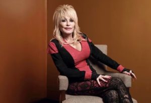 Morre Dolly Parton, lendária estrela e ícone da música country aos 80 anos