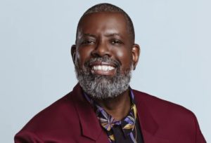 Péricles revela planos ambiciosos após quatro décadas na música