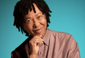 Djavan é anunciado como atração do Réveillon de Copacabana 2027
